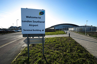 Southend On Sea Airport Transfer Service in Mill Hill - Mill Hill Airport Transfers